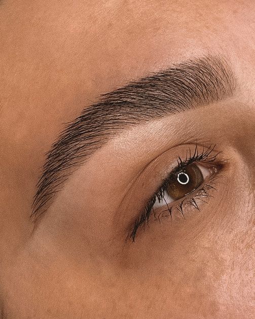 Browlift, Restructuration des sourcils & Teinture - Studio Glow